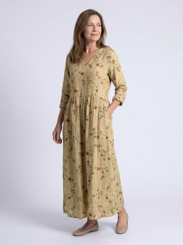 Lavinia | Floral Three-Quarter Sleeve Maxi Dress